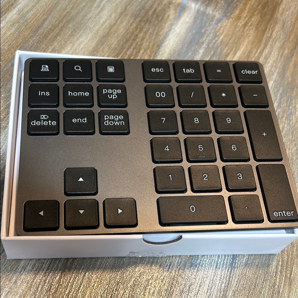 Joyeky Bluetooth Wireless Numeric Keypad,